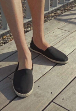 Pier One RENA ESPADRILLE UNISEX - Espadrille - Black -Herrenbekleidungsgeschäft 1649684513267