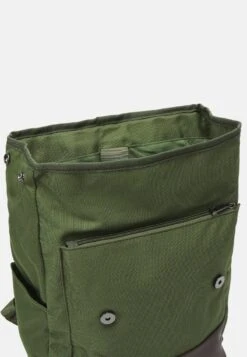 Pier One UNISEX - Tagesrucksack - Khaki -Herrenbekleidungsgeschäft 2b0ca6c6cbc34af4a0e11575c57a8f18