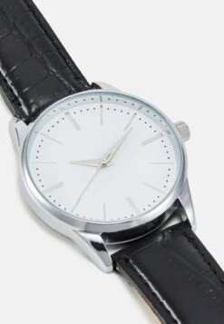 Pier One UNISEX - Uhr - Black -Herrenbekleidungsgeschäft 2ca027bca7d1423cb853a7efca721600