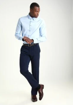 Pier One Hemd - Light Blue -Herrenbekleidungsgeschäft 3585580393bf456fbb1925fffc622d71