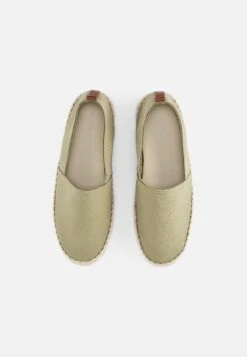 Pier One RENA ESPADRILLE UNISEX - Espadrille - Olive -Herrenbekleidungsgeschäft 37f61750ec004994b62ae6ddcfad1a43