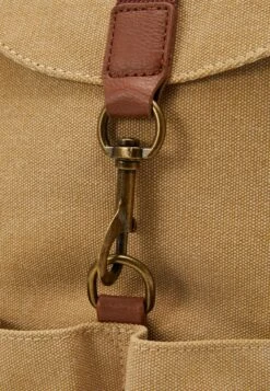 Pier One UNISEX - Tagesrucksack - Camel -Herrenbekleidungsgeschäft 40506a1d2def47709693e60d5ea11fde