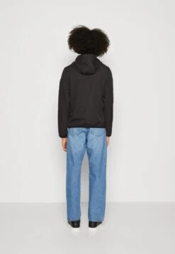 Pier One Regenjacke / Wasserabweisende Jacke - Black -Herrenbekleidungsgeschäft 4e357a4c9dc64463935acb495187a2e8