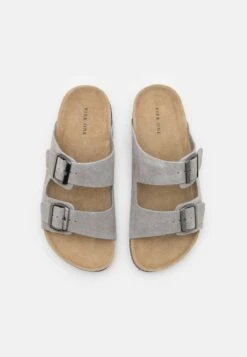 Pier One LEATHER UNISEX - Pantolette Flach - Grey 11 Pier One LEATHER UNISEX - Pantolette Flach - Grey -Herrenbekleidungsgeschäft 6e172422b00e484a8ac21c5f565af9d6