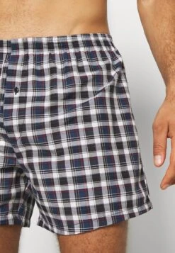 Pier One 5 PACK - Boxershorts - Grey -Herrenbekleidungsgeschäft 76ef02faa69e4534a8ba13470b07a39a