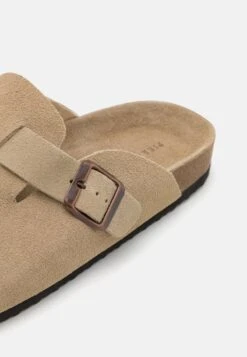 Pier One LEATHER UNISEX - Clogs - Beige -Herrenbekleidungsgeschäft 9441d91098484a458d337de47de41e02