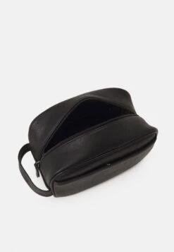 Pier One Kosmetiktasche - Black -Herrenbekleidungsgeschäft d68931b2c72a4fa3b0ef77bb4410022d