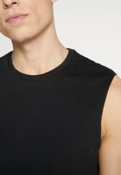 Pier One 2 PACK - Top - White/black -Herrenbekleidungsgeschäft dc3f4615d1fa4eeda6287261545b3aa8