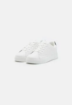 Pier One UNISEX - Sneaker Low - White -Herrenbekleidungsgeschäft e56f5cb38e914c25adbd375aedd2e023
