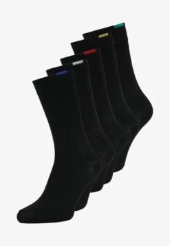 Pier One 5 PACK - Socken - Black -Herrenbekleidungsgeschäft f21d8127776a475ba07c632297fb0342