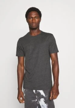 Pier One 3 PACK - T-Shirt Basic - Black/mottled Dark Grey/bordeaux -Herrenbekleidungsgeschäft fbb1fa11fda54722bafd9df33f46d342