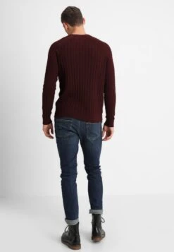 Pier One Strickpullover - Mottled Bordeaux -Herrenbekleidungsgeschäft fc1817f3db34423ca2bcccf59d46c923